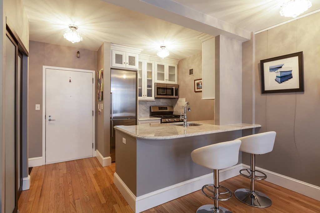 Parris Landing Condos Current Listings & Pictures