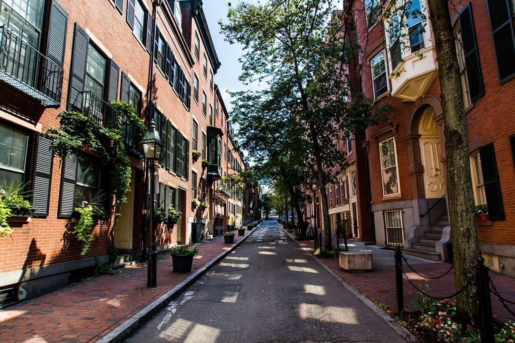 Beacon Hill Real Estate