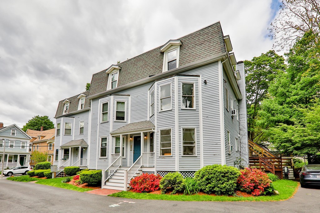 294 Chestnut Ave, #8, Jamaica Plain, Boston, MA 02130