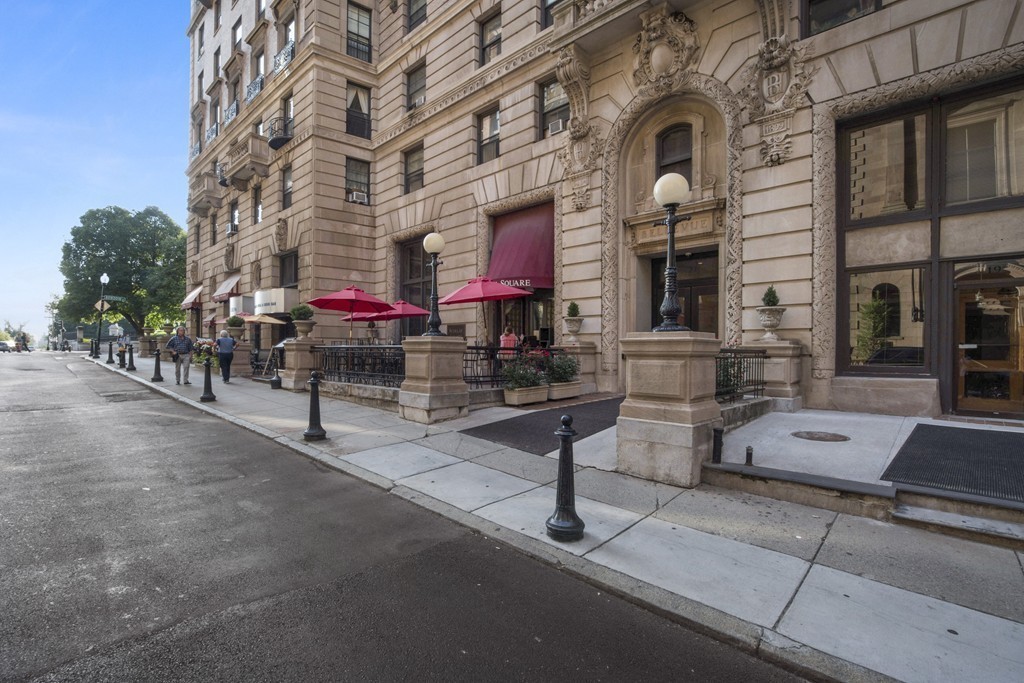 Beacon Hill Real Estate