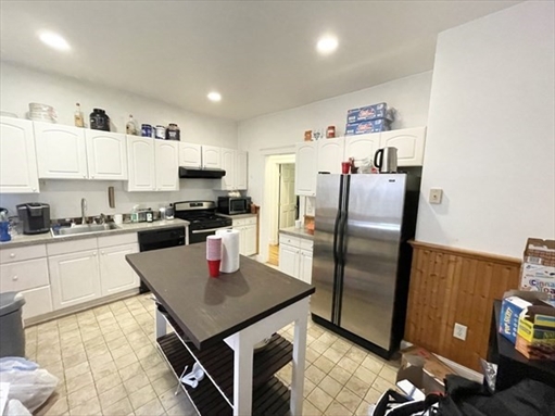 37 Hillside Street, Apt 1