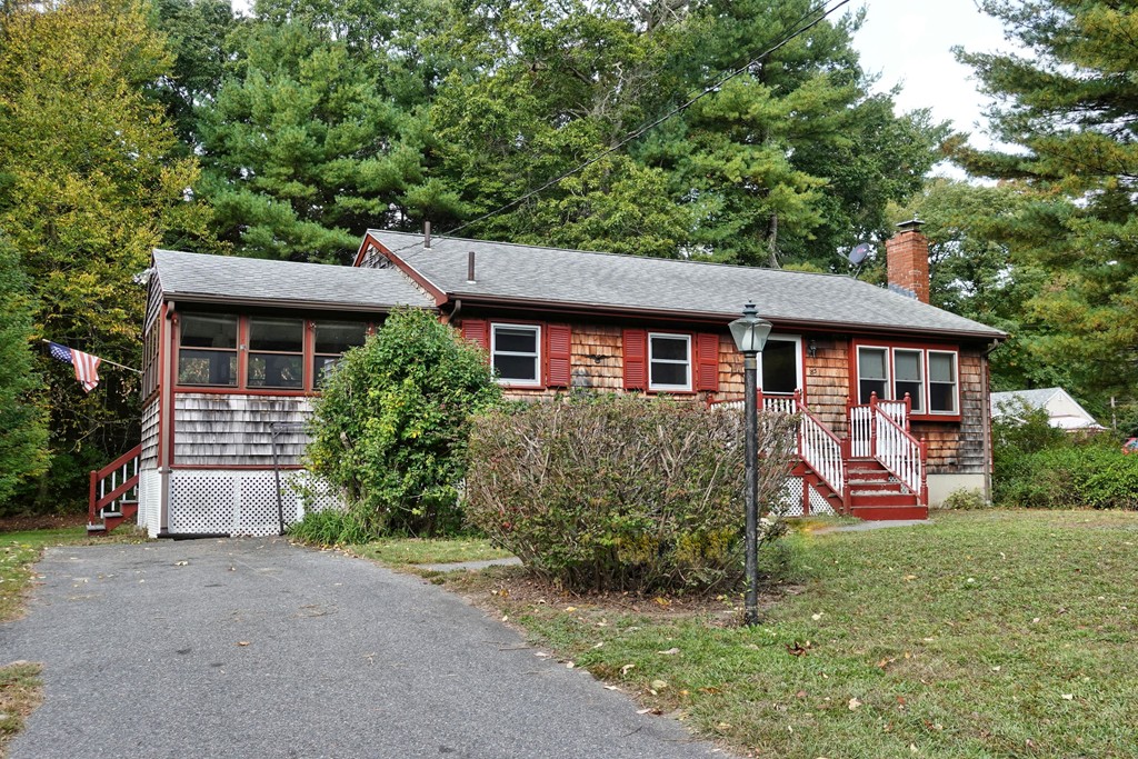 Browse Homes For Sale In Hanson Ma Jack Conway Realtor