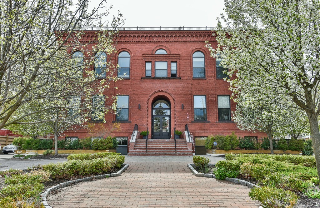 11 Wyman, #2D, Jamaica Plain, Boston, MA 02130