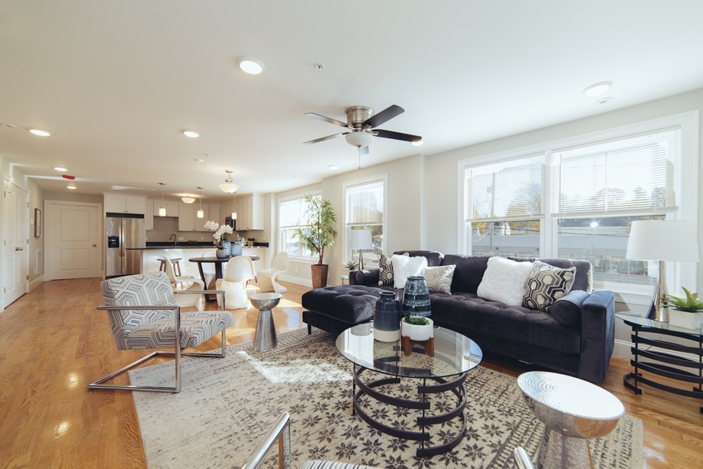 45 Spring St, West Roxbury