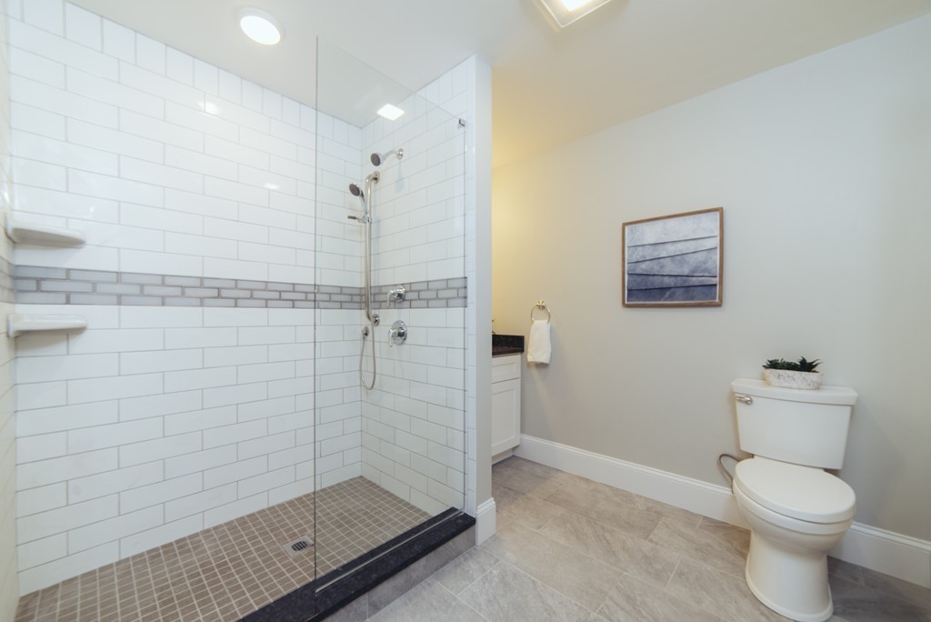 45 Spring St, West Roxbury