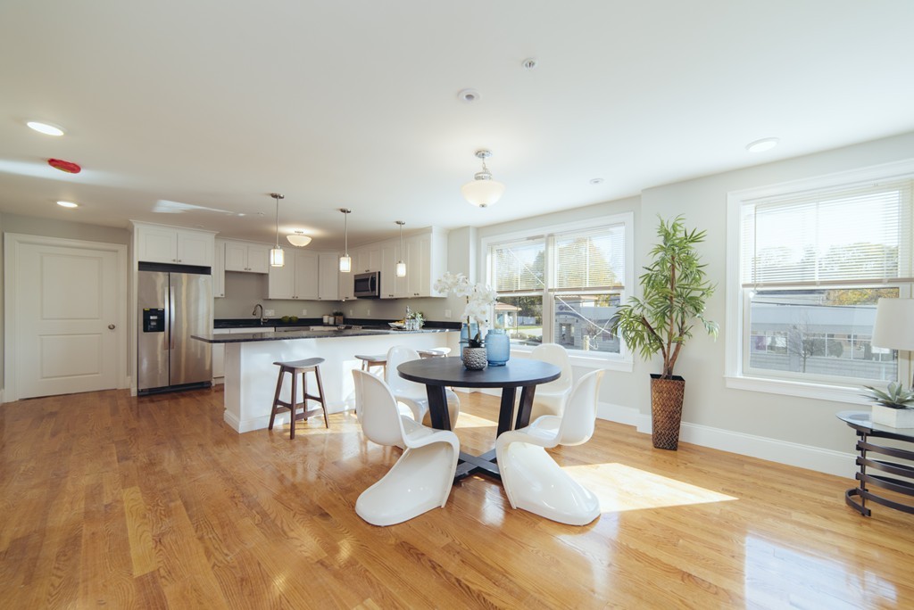 45 Spring St, West Roxbury