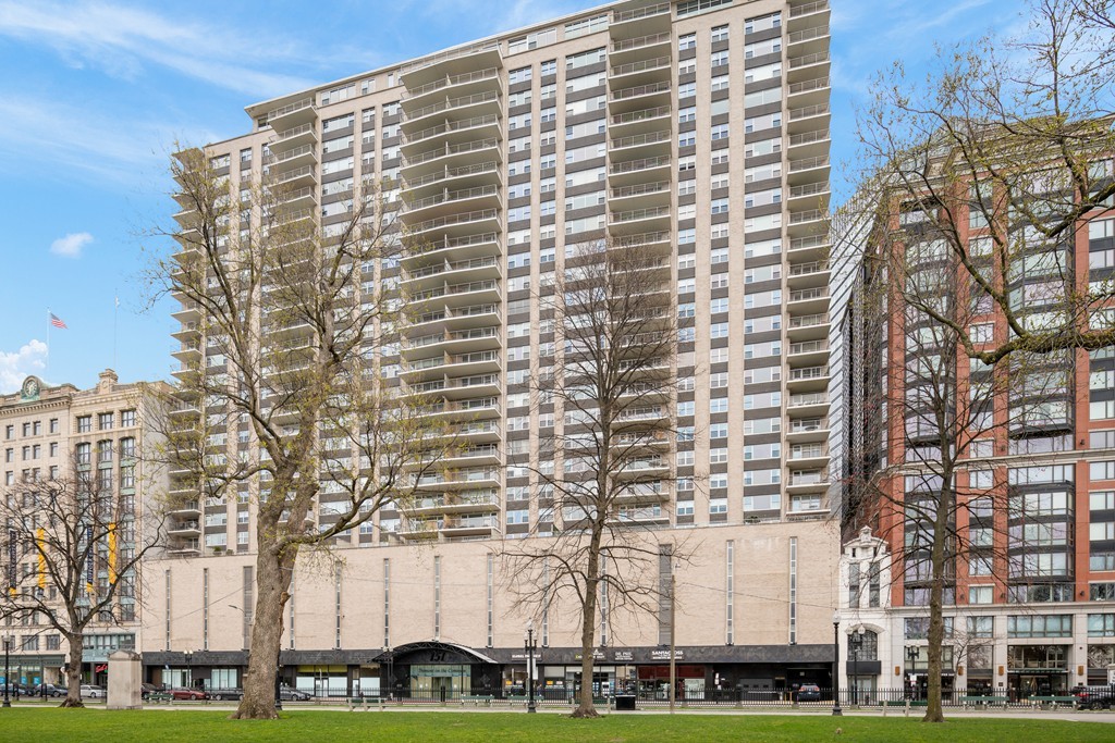 Luxury Boston Tremont On The Common Boston Condos and Apartments