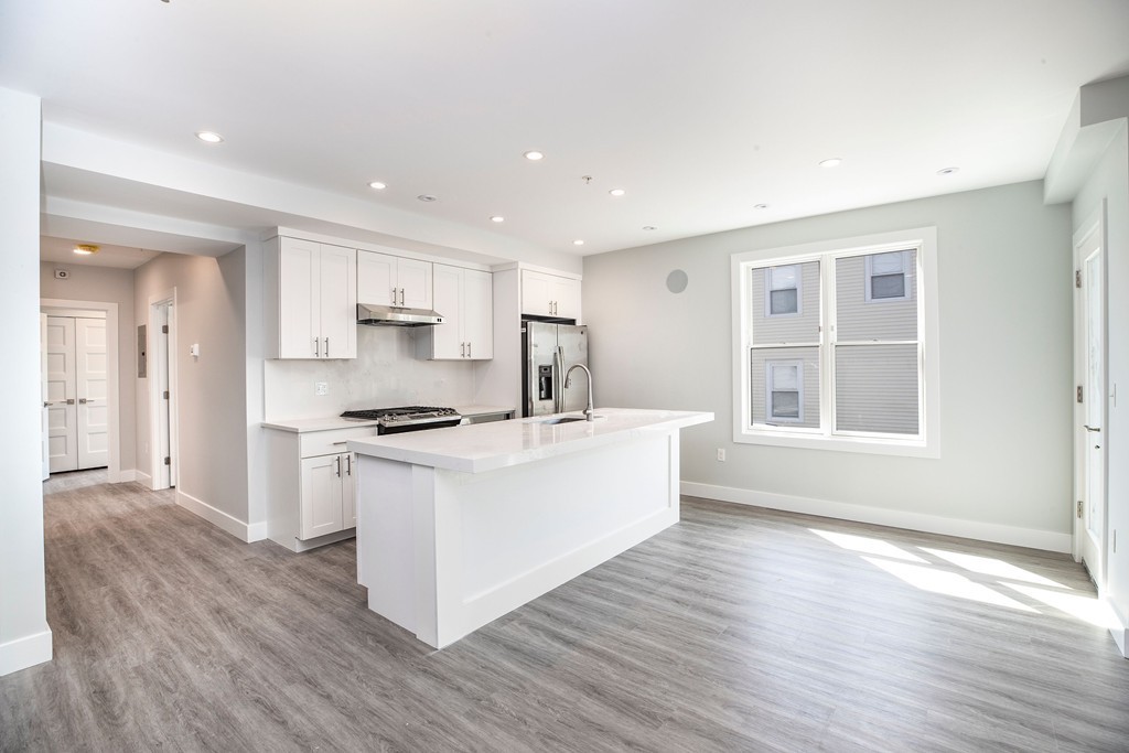 151 Hancock Street, #2, North Quincy, Quincy, MA 02171