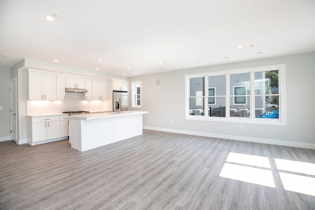 151 Hancock Street, #19, North Quincy, Quincy, MA 02171