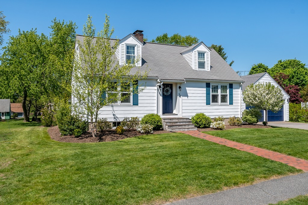 50 Park Ave, Natick, MA 01760