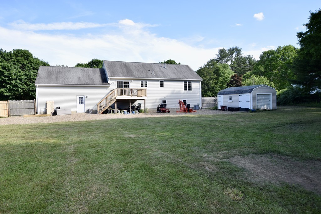 Sold 118 Purchase St, Middleboro, MA 02346 3 Beds / 2 Full Baths 450000