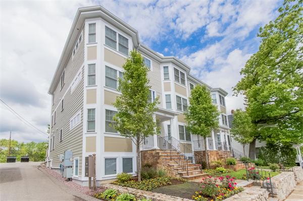 379 Hyde Park Ave, #2, Roslindale, Boston, MA 02131