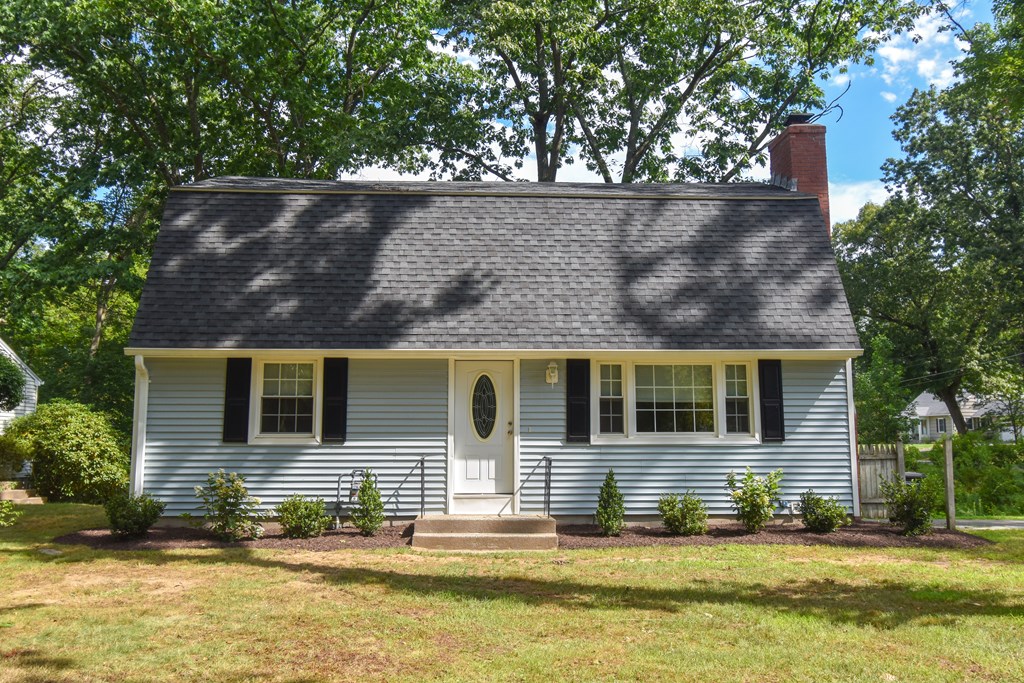 Longmeadow Homes for Sale in Longmeadow MA