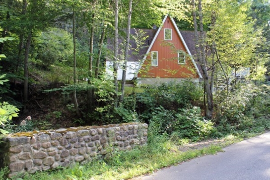 74 Dry Hilll Road, Montague, MA: $215,000