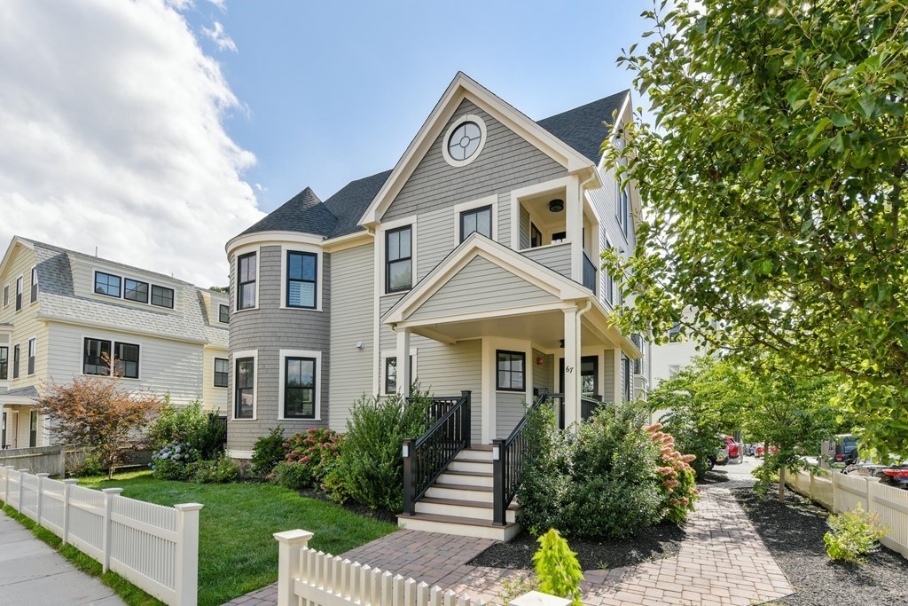 67 South St, #1, Jamaica Plain, Boston, MA 02130