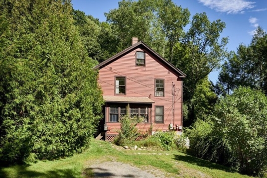41 Clement Street, Buckland, MA: $262,600