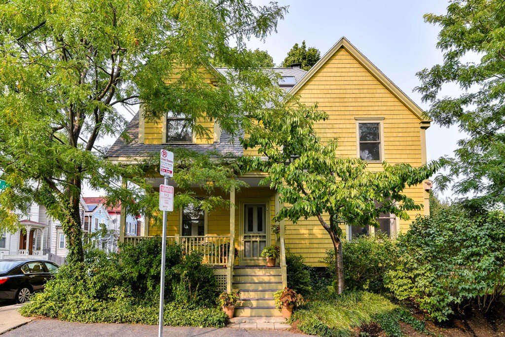 46 Chestnut Ave, Jamaica Plain, Boston, MA 02130