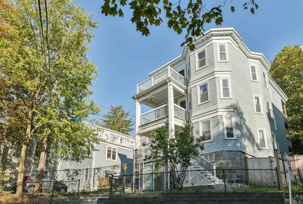 10 Forest Hills St., #2, Jamaica Plain, Boston, MA 02130