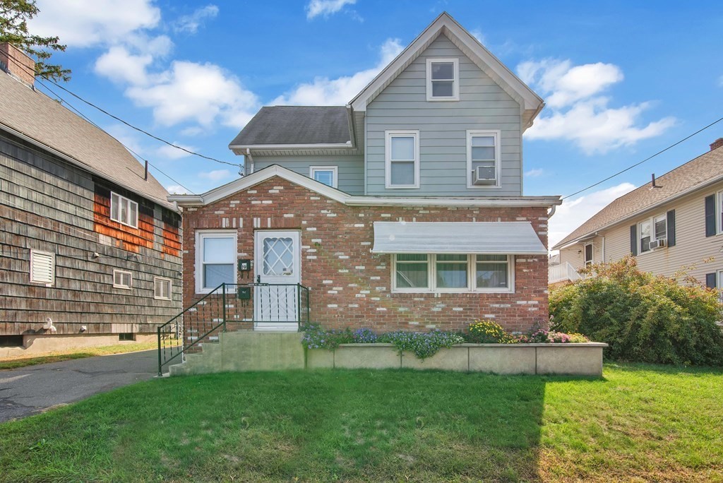 Chicopee 8 Bed 5 Bath MultiFamily Home for Sale 328,000