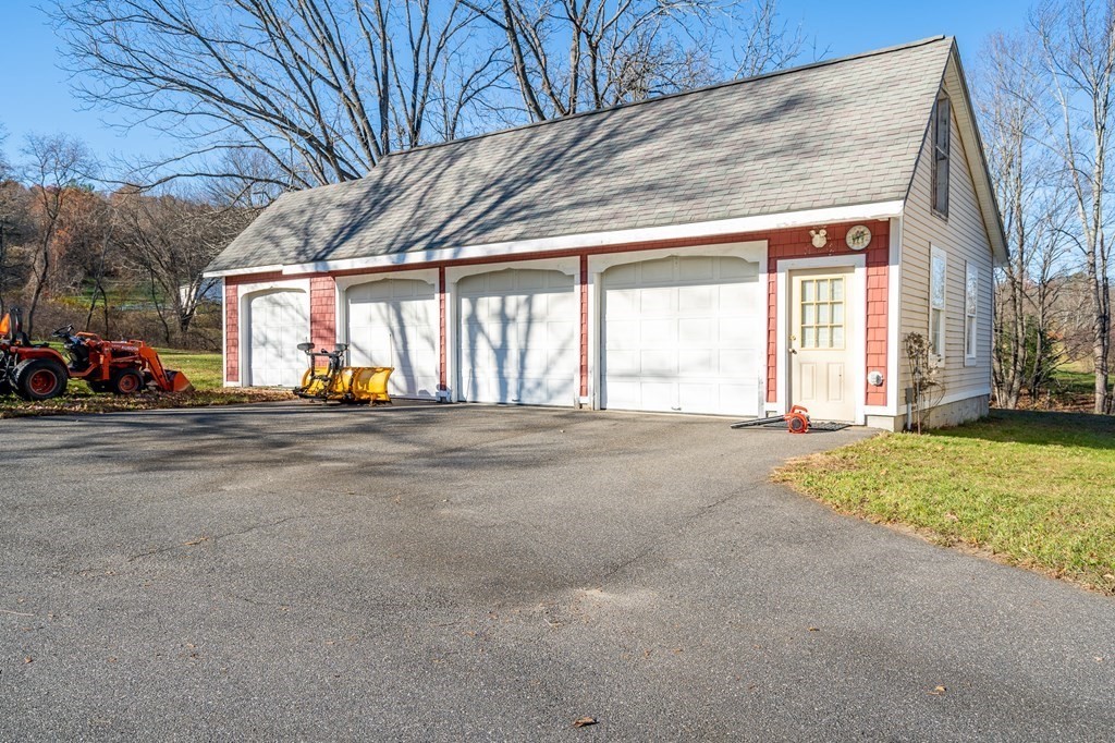 106 Clark St, Massachusetts 01073, 4 Bedrooms Bedrooms, ,2 BathroomsBathrooms,Single Family,For Sale,Clark St,72758259