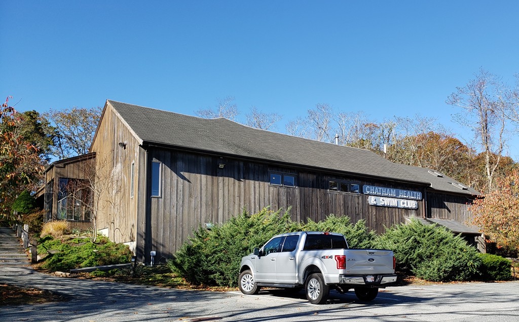 251 Crowell Rd, Chatham, MA 02633