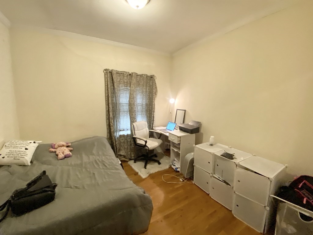 174 Bolton St, South Boston