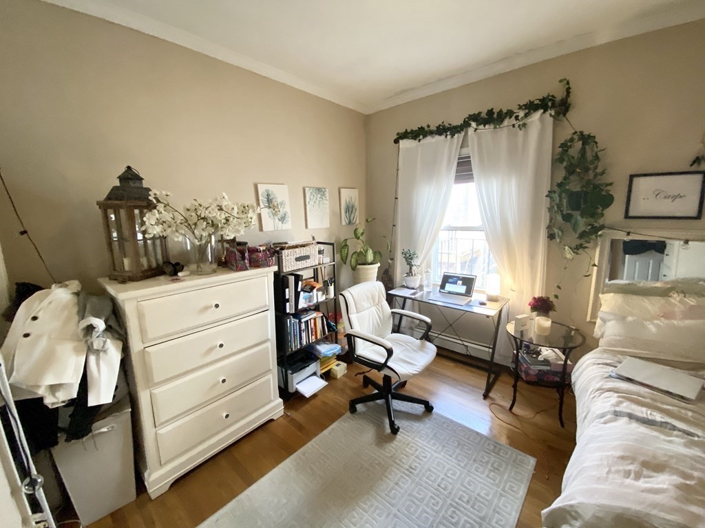 174 Bolton St, South Boston