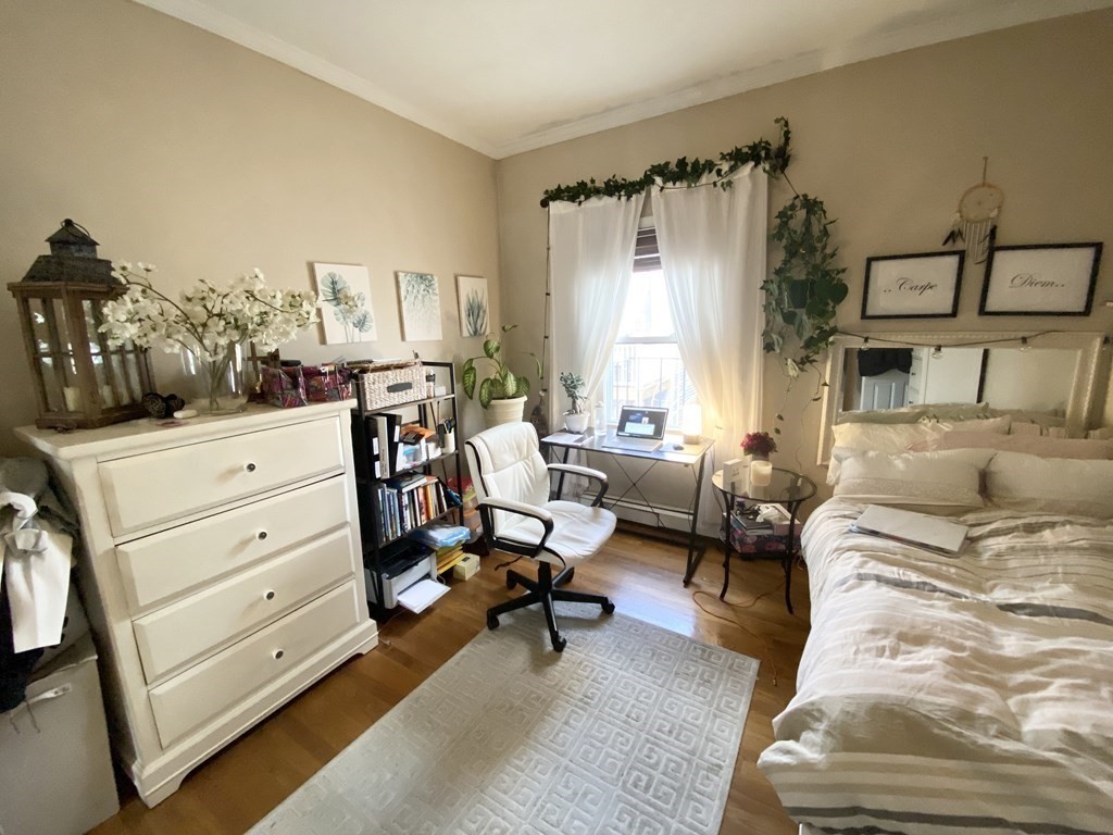 174 Bolton St, South Boston