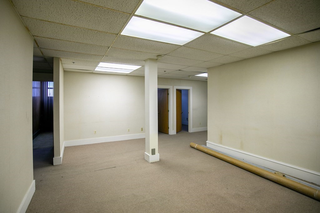 302 High St, Holyoke, MA 01040 - Image 7