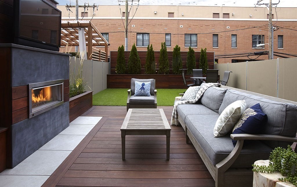 55 West 5th, South Boston