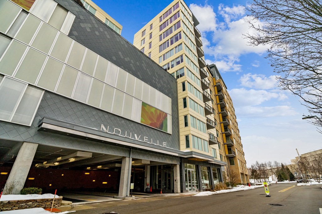 Luxury Boston - Nouvelle at Natick Collection Boston Condos