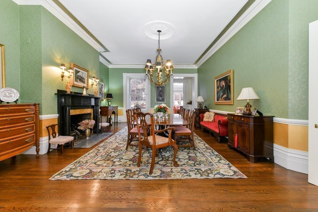 31 Chestnut Street Boston MA 02108 72792568 Raw Luxury