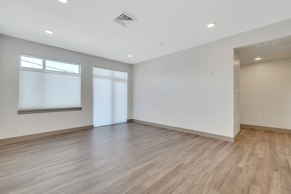 400 Mystic Ave, Davis Square