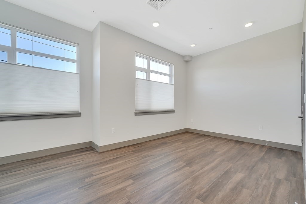 400 Mystic Ave, Davis Square