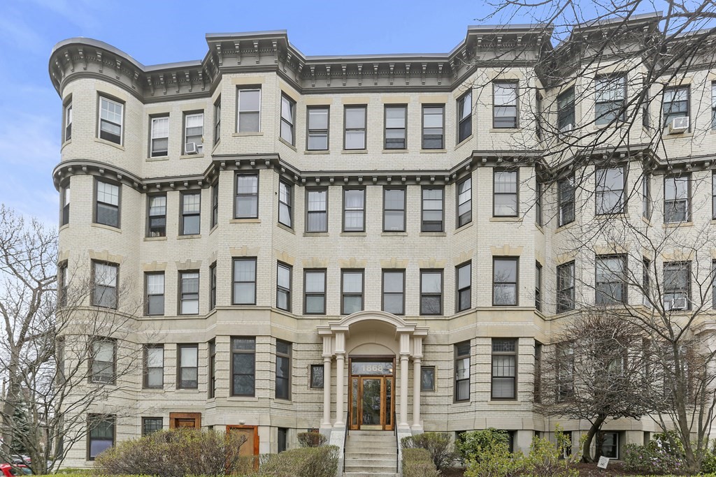 Brighton Condos & Townhouses for Sale Brighton Pads