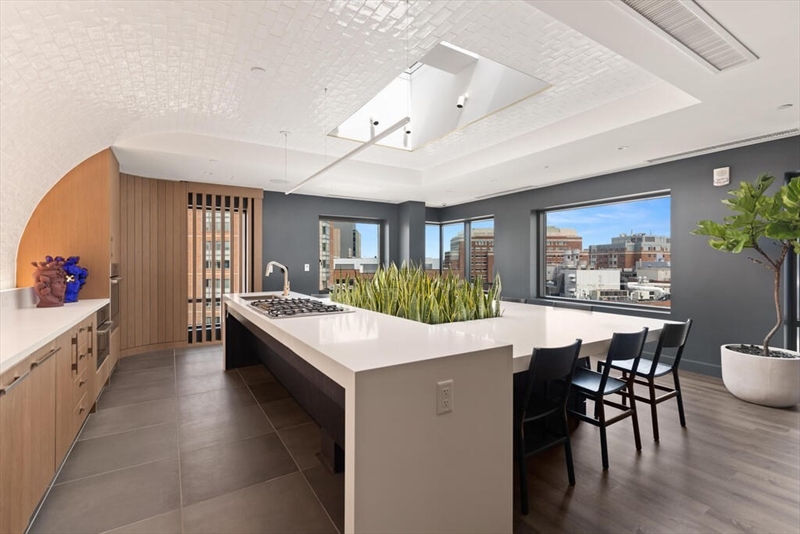 771 Beacon St. 2703 Boston MA 02215 MLS 72819766 High Rise Boston