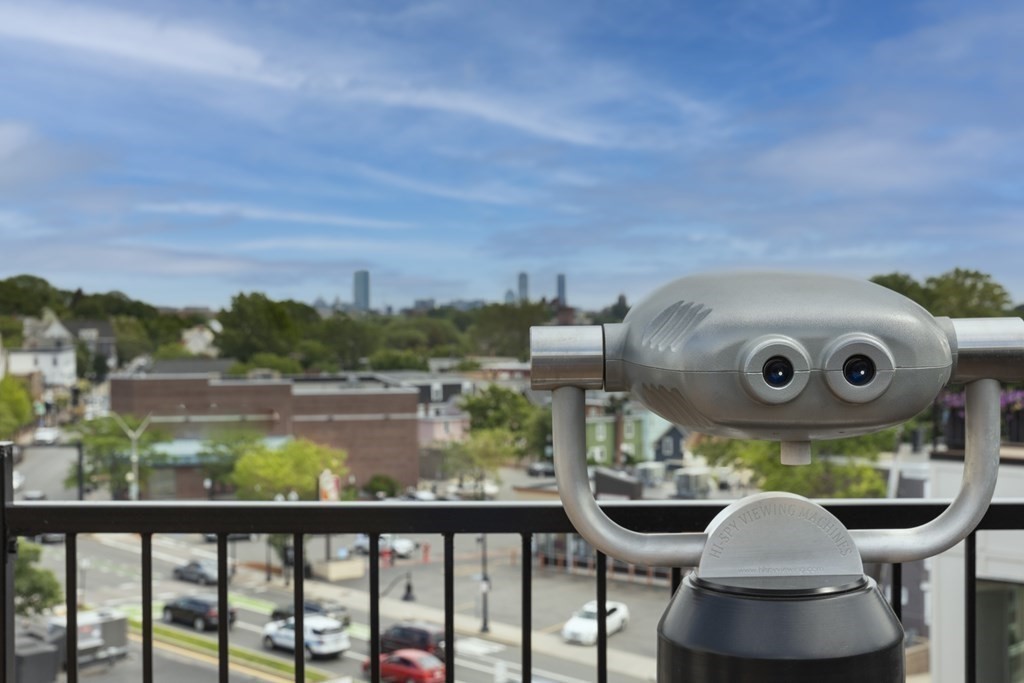 87 Medford St, Medford