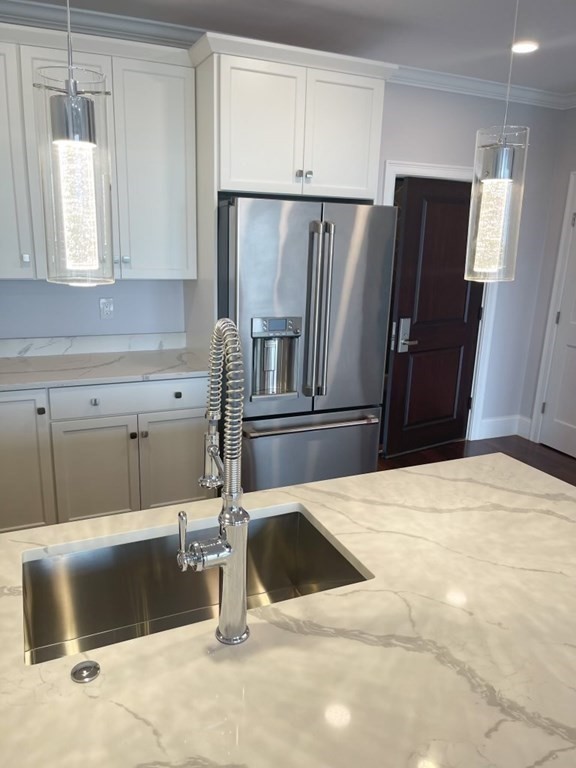 87 Medford St, Medford