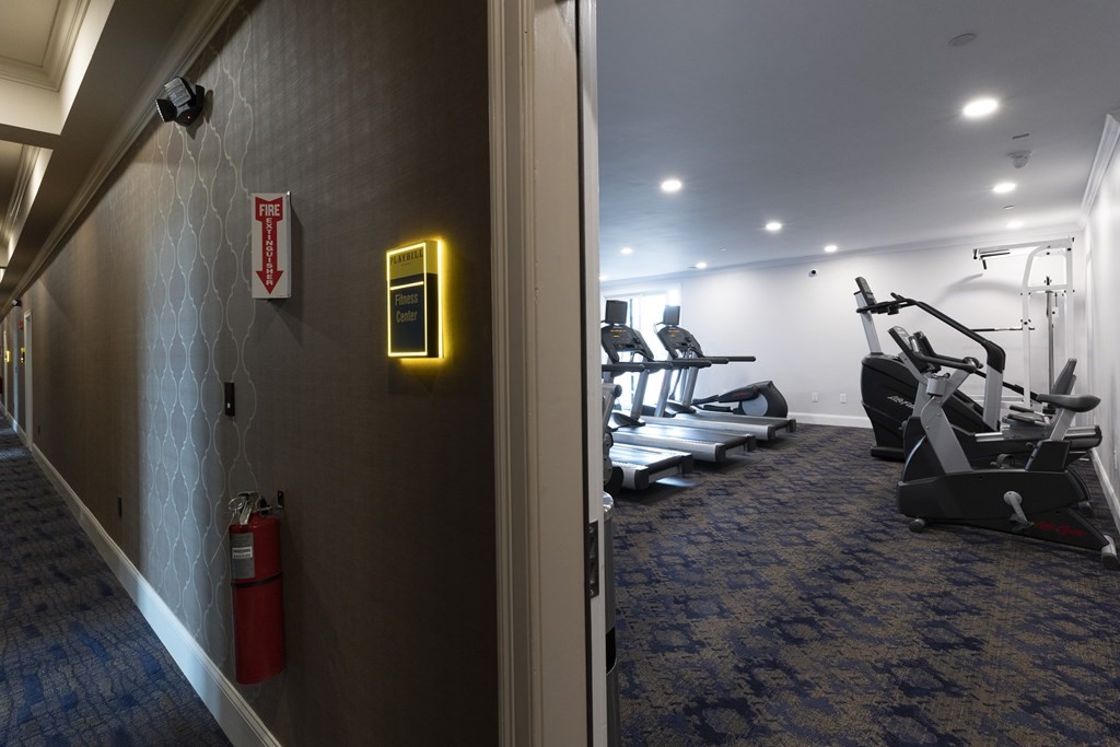 87 Medford St, Medford