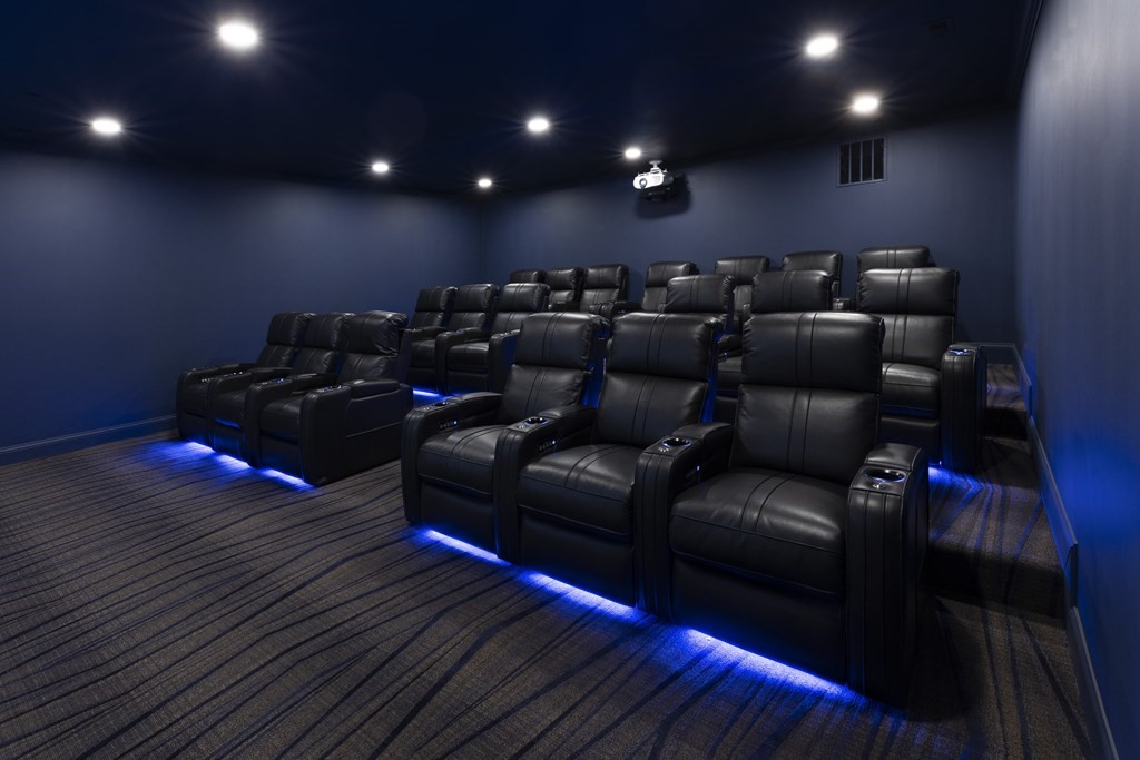 87 Medford St, Medford