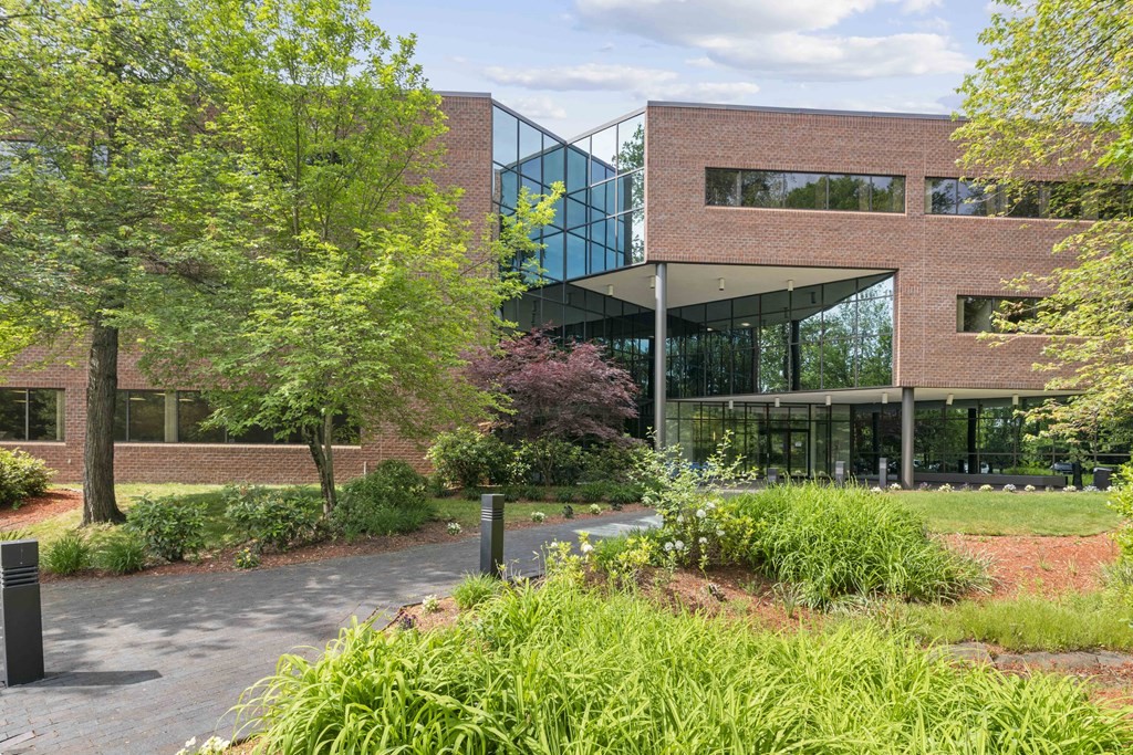 81 Hartwell Avenue, Lexington, MA 02421 - Image 3