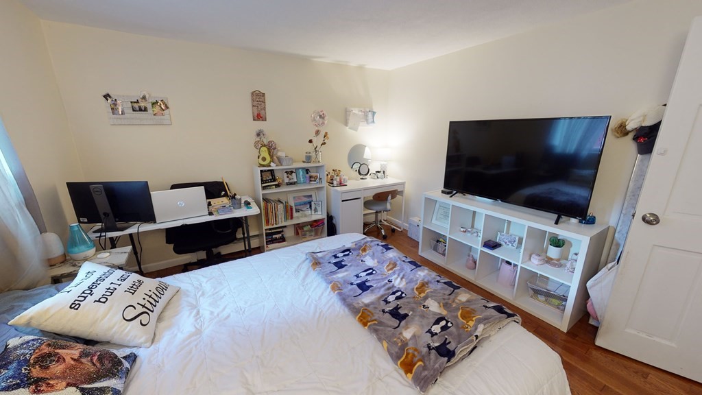 28 Bryon Rd, West Roxbury