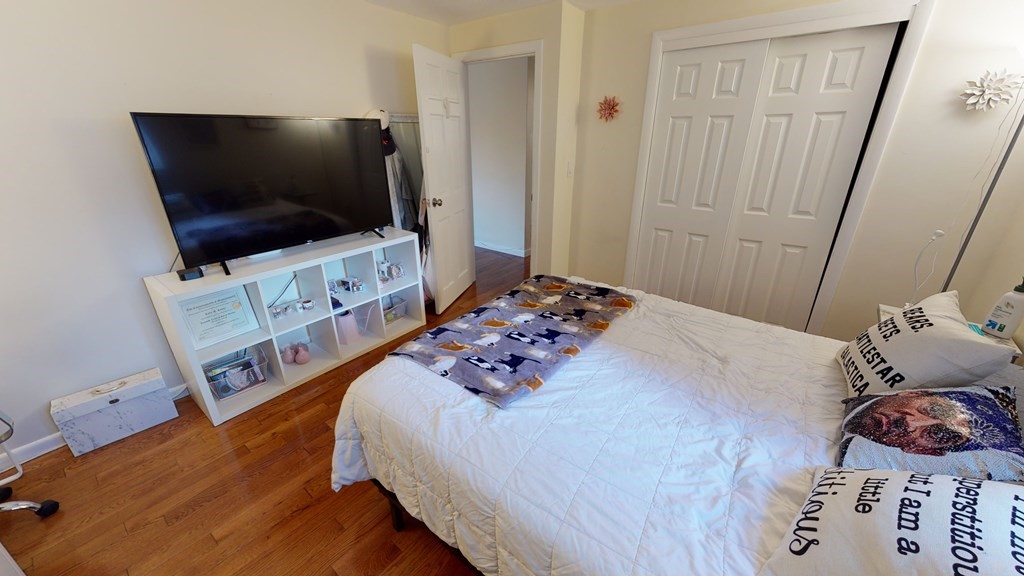 28 Bryon Rd, West Roxbury