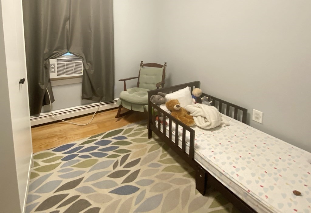 326 Bremen St, East Boston