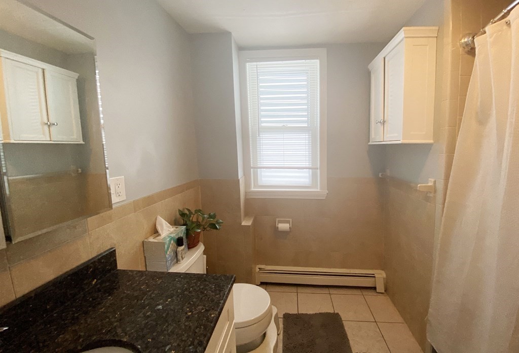 326 Bremen St, East Boston