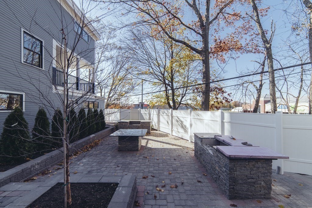 45 Spring St, West Roxbury