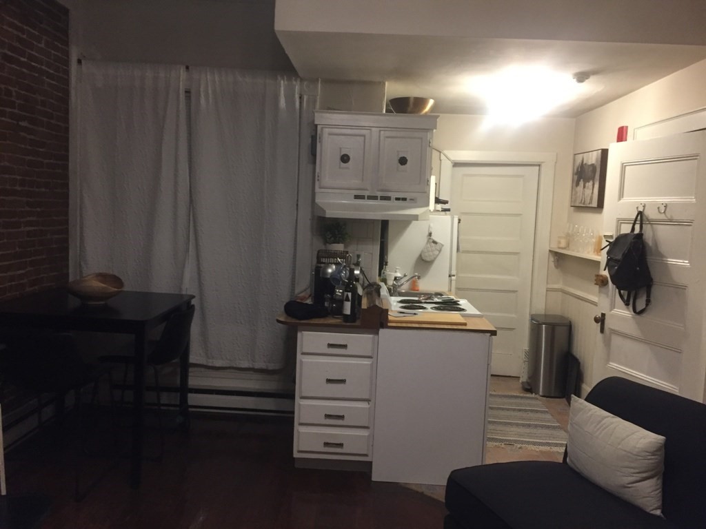 187 Saint Botolph St, Back Bay