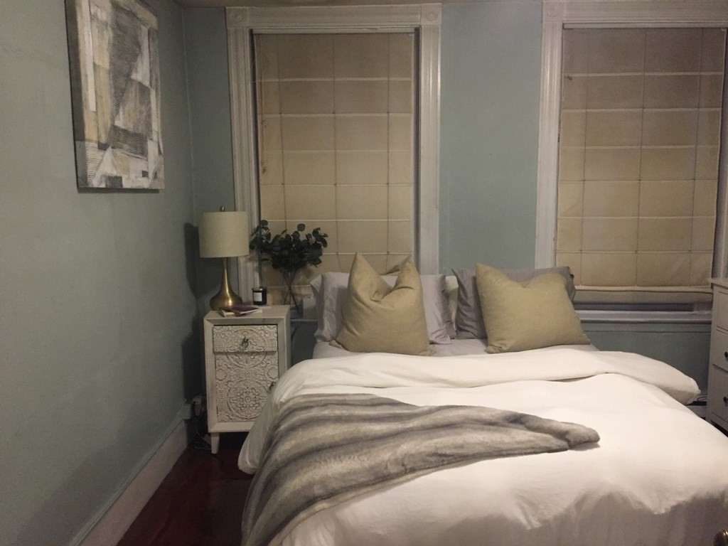 187 Saint Botolph St, Back Bay