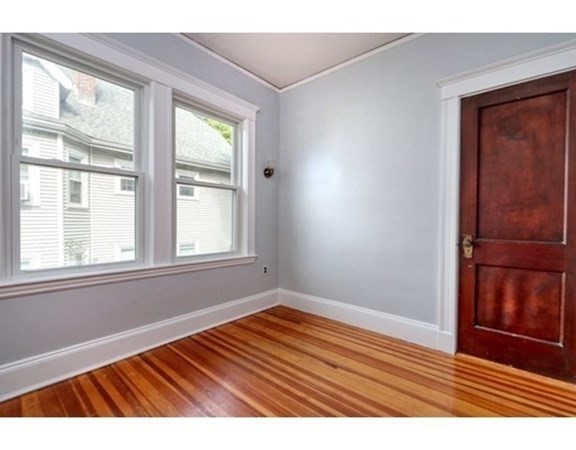 59 Manthorne Rd, West Roxbury