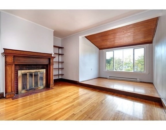 59 Manthorne Rd, West Roxbury